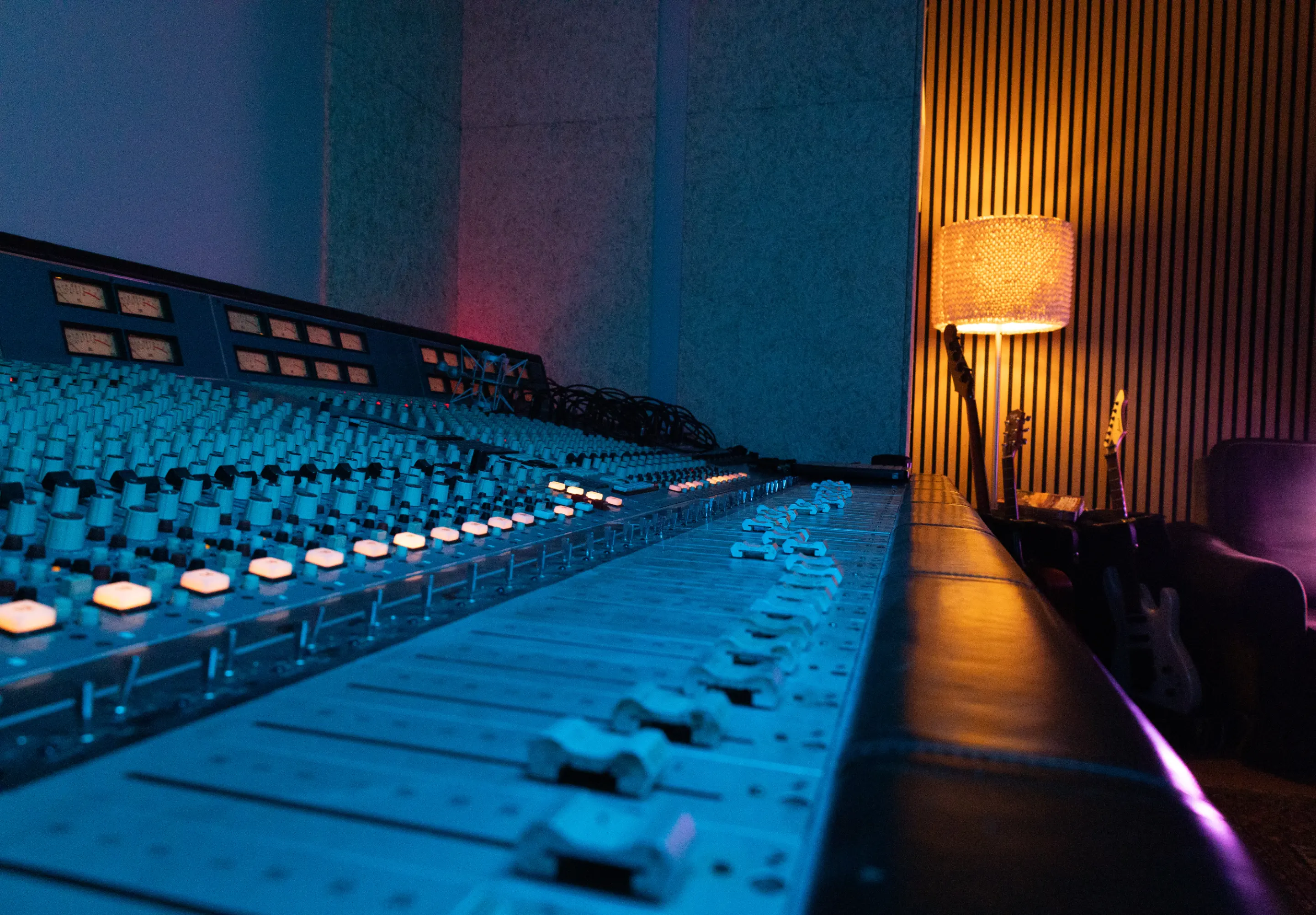 Noble playing live at Casino da Póvoa