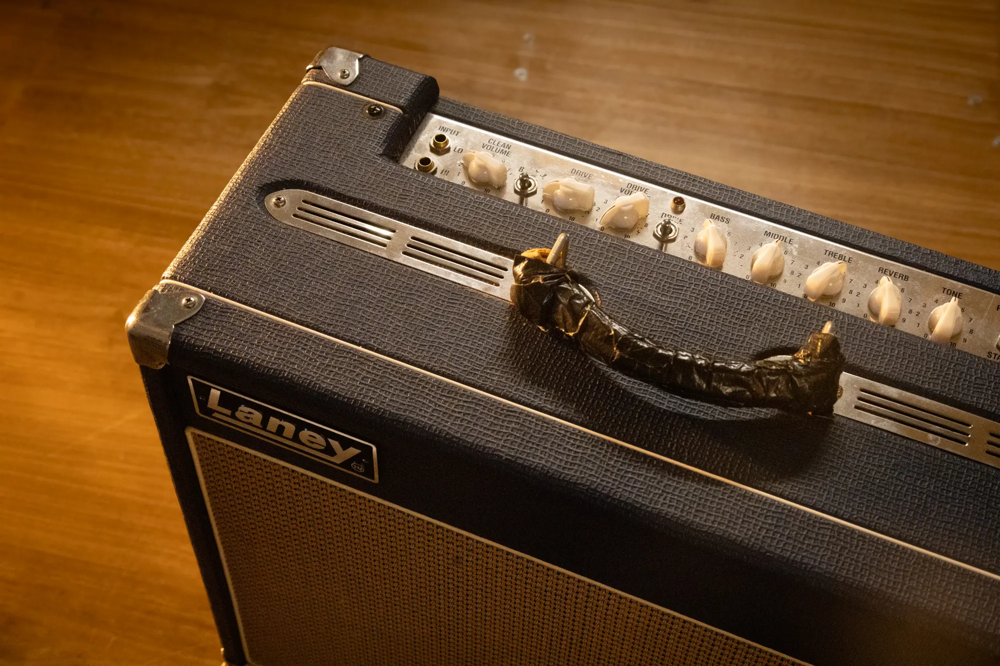 Noble playing live at Casino da Póvoa